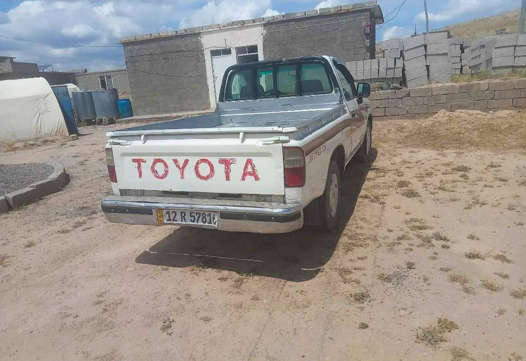 بيكم 🚗
موديل 1998
سنويه جديده 🇮🇶
رقم نينوئ دولي ✅
 كاربون بانزين موجود ⛽ 
شرط التحويل ✋ 
محرك بي تنقيص وكير شرط ✋ 
♦️كير عادي
♦️جامات عادي
♦️غرامات صفر 
♦️تبريد + تدفه 
السياره بلاديه بعدها والكشر كدام العين 👀
#غرفتها حلـِۈۋ‏وھّ تخبل جديده لك سياره مصروف عليها
#ضررر التكمه جيهه السايق شبرين فقط ❓
#سياره جاهزه ماعايزها بس ستر •اللّـہ̣̥ مال جناي ✋ 
#الشراي يتصل ويدلل مايكون خاطرو الاطيب ☎️
المكان موصل ناحية المحلبيه قرية الطينيه 🔥
#كورك ***********📞
#اسيا *********** 📞
