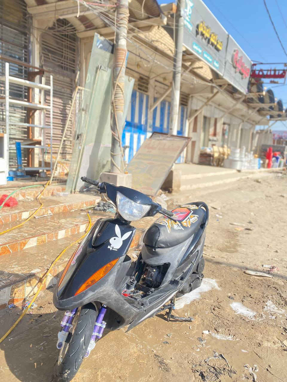 السلام عليكم 🖐🏻
دراجه ماكس عدله كهربائيات شغاله  هندر   و دبل امامي رياضي ويل رياضي  تلبسه كشن اصليه دراجه خير من الله شلعه و معدل  الدراجه مفتوحه السعر خاص او استفسار اكثر ***********
