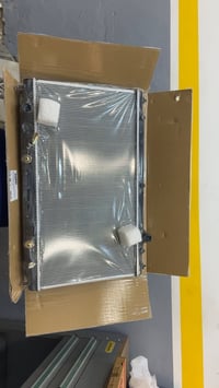 توفرت راديتر ماء  07700081857☎️  🇯🇵G.37 ..3 سراوات  🇯🇵Z.370  🇯🇵Q60  🇯🇵...