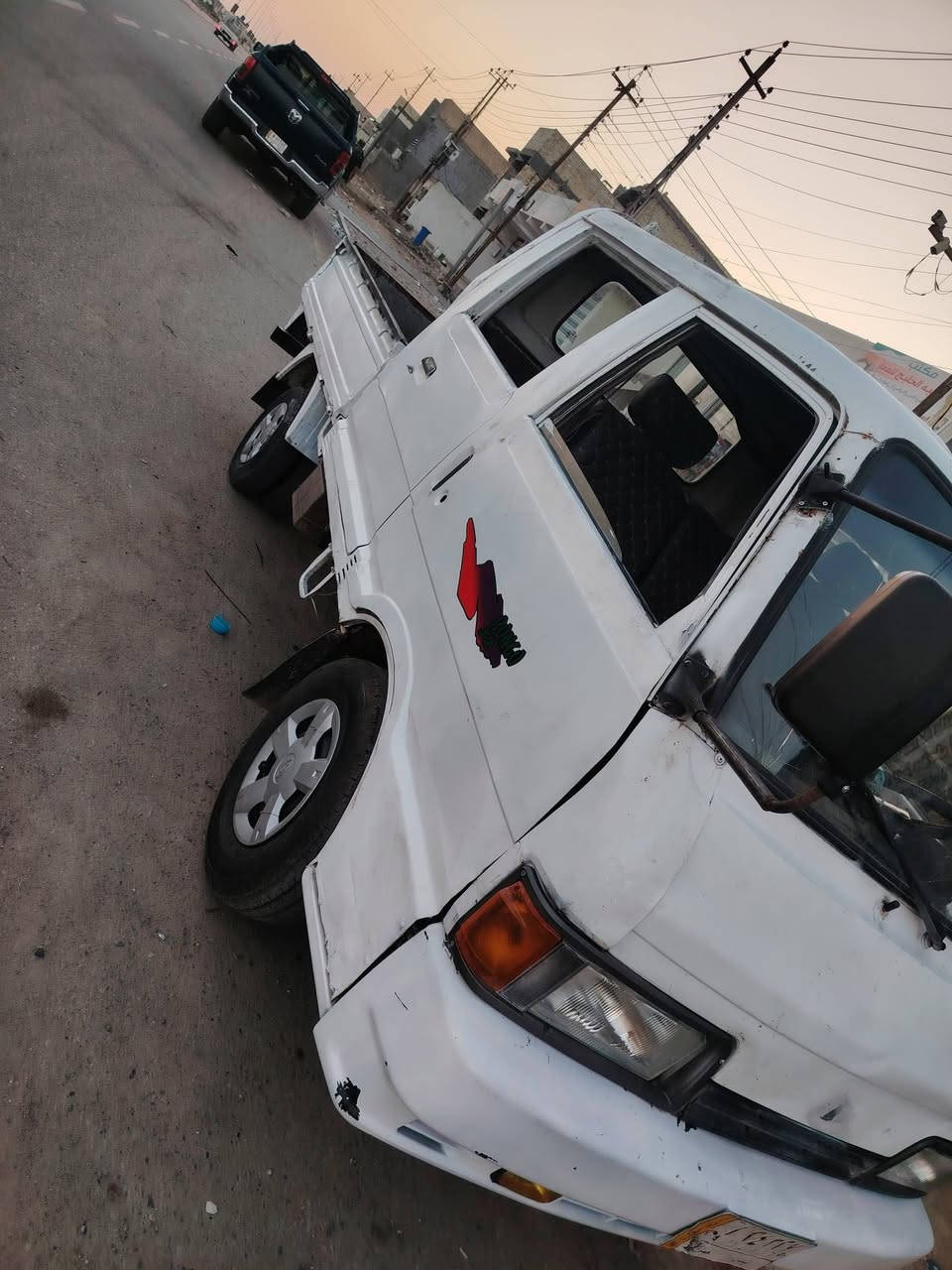 كيه مديل ٩٥ مشروع وطني سنويه لغاية ٢٧ وين ما تريد احولك شاصي رقم الشاصي مكفول دبل قمارة محرك كير كهربائيات تخم تاير باتري جديد كبل للشارع مال حداده دوشمه تعمير جديد سمكره وصبغ سعر ٤٧ وبيها مجال شويه العنوان بغداد حسينيه الراشديه موبايل *********** نقص بس الجام الأمامي والخلفي ما يصعد ولا ينزل يراد ابو جام يسويهن
