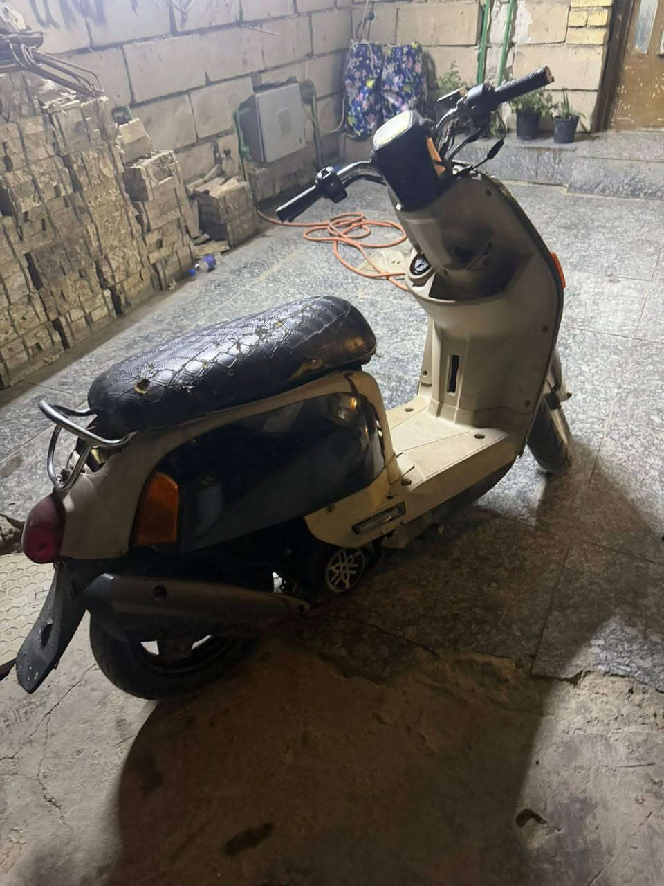 بوليس خير من الله للبيع السعر ٤٠٠الف ***********
