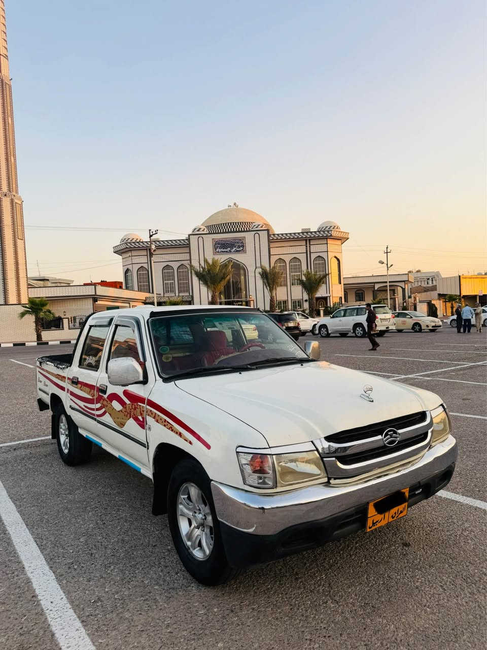 رەقەم تەلەفۆن (***********)
دێر مۆدیل ٢٠٠٦ مەکینە بەخ بیلادی جام کارابای گێر و مەکینە و ئاکسل و شانسی هەمووی بەشەرت رەقەم هەولێر بەناو کردن و غەرامە بەشەرت  ٣ وەرەقە غەرامەی لەسەرە دوای ماحمەلە دەگەرێنمەوە بۆت زۆر خاوێن ماوەتەوە نرخ ٥٦ وەرەقە و مەجال أربيل, العراق
