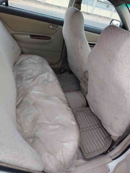 السلام عليكم مكلف بالنشر سياره 
بي وايدي موديل 2013 f3 مكينه وكير متسوبيشي لانسر بيها سياره جاهزه كير عادي مكينه تبريد كهربائيات كلها تمام 
حداده من الطول لطول كلها كورلا لايت زنون شاشه 
رقم صاحب السياره ***********
السعر 65
