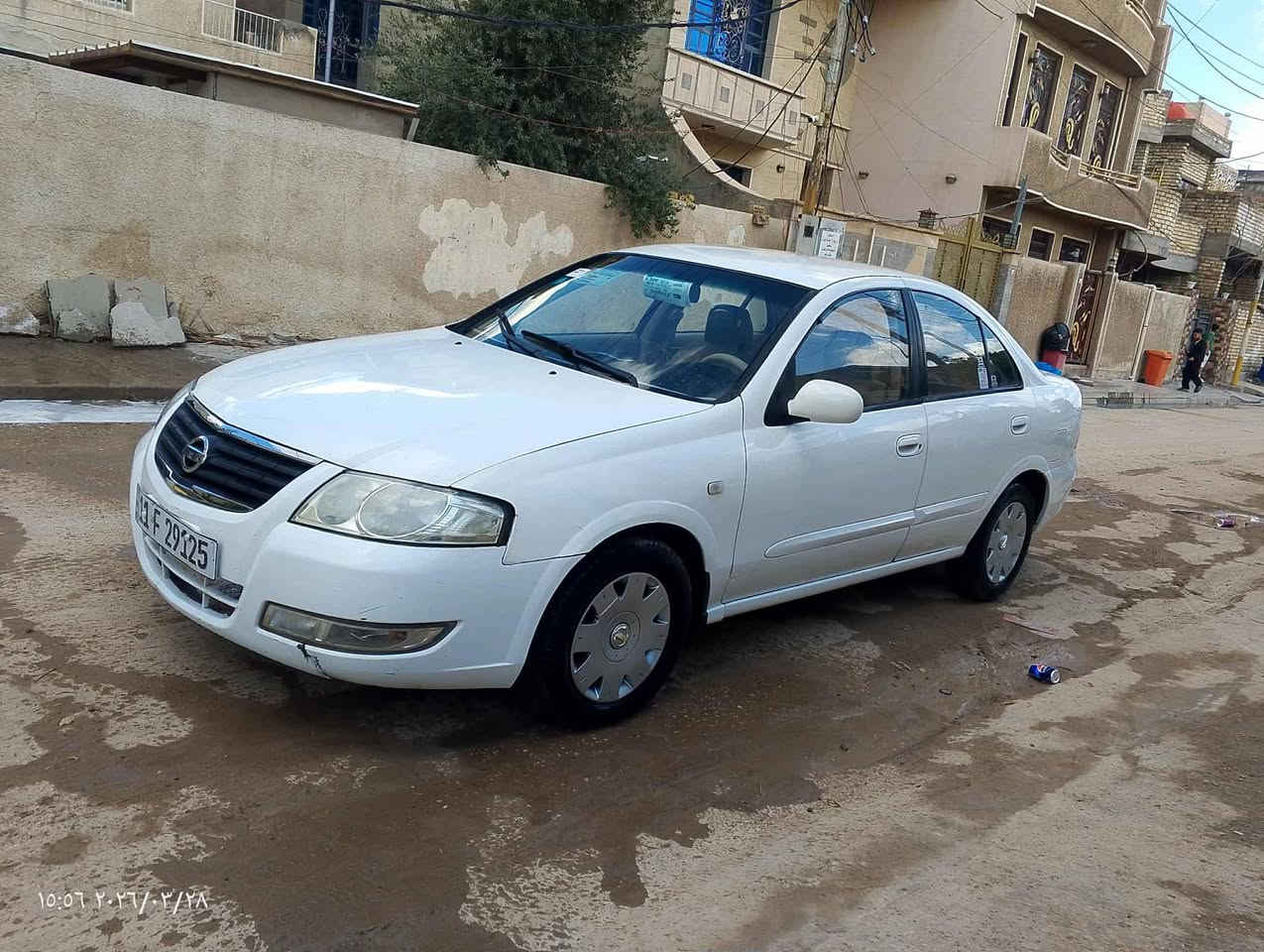 نيسان سني موديل 2008 رقم نكليزي بسمي سياره بيها خشم الجاملغ صبغ وشخط بالباب مال صدر والعبري وصابغهن الباقي مكفول بدون صبغ محرك كير تخم تاير تبريد  كله مكفولة الداخل كلة مدوشم المكان بغداد السعر 82 رقم التلفون ***********
