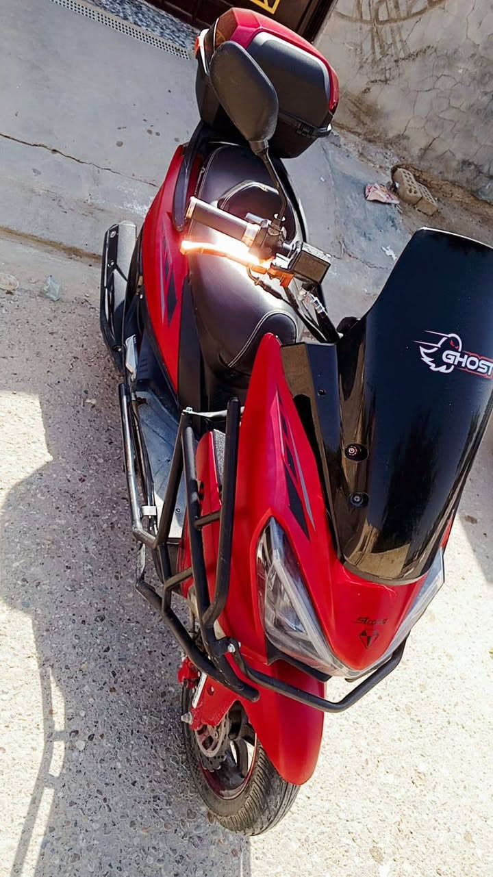 دراجه سكنس صيني موديل 24 للبيع. دراجه. كامله.كل نقص ماا بيه. بنزين ودهن بس  650 وبيه مجال ***********
