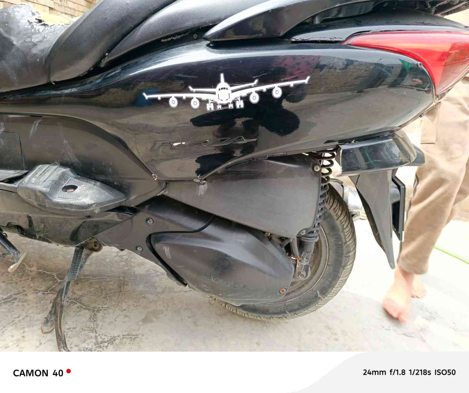 سلام عليكم
فورزه صفر ثمانيه 
كلشي شغال بيها كهرباءيات  كلهن شغالات 
مكينه شلعه ومعدل بيها كلج تعبان تقفلل 100
بيها منفيس ومكاتبه السعر ٧٠٠
وبيها مجال لطيبين
عنوان بغداد المعامل
الهاتف
***********
