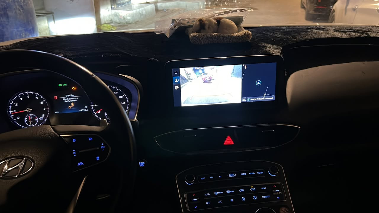 سنتافي وارد امريكي موديل 2023 بيه باب السايق بيه صبغ وچاملق مبدل ايرباك ماطاگ بيه باردالباقي كله كفاله مكينه گير تبريد كله كفاله السعر 185$موبايل ***********
