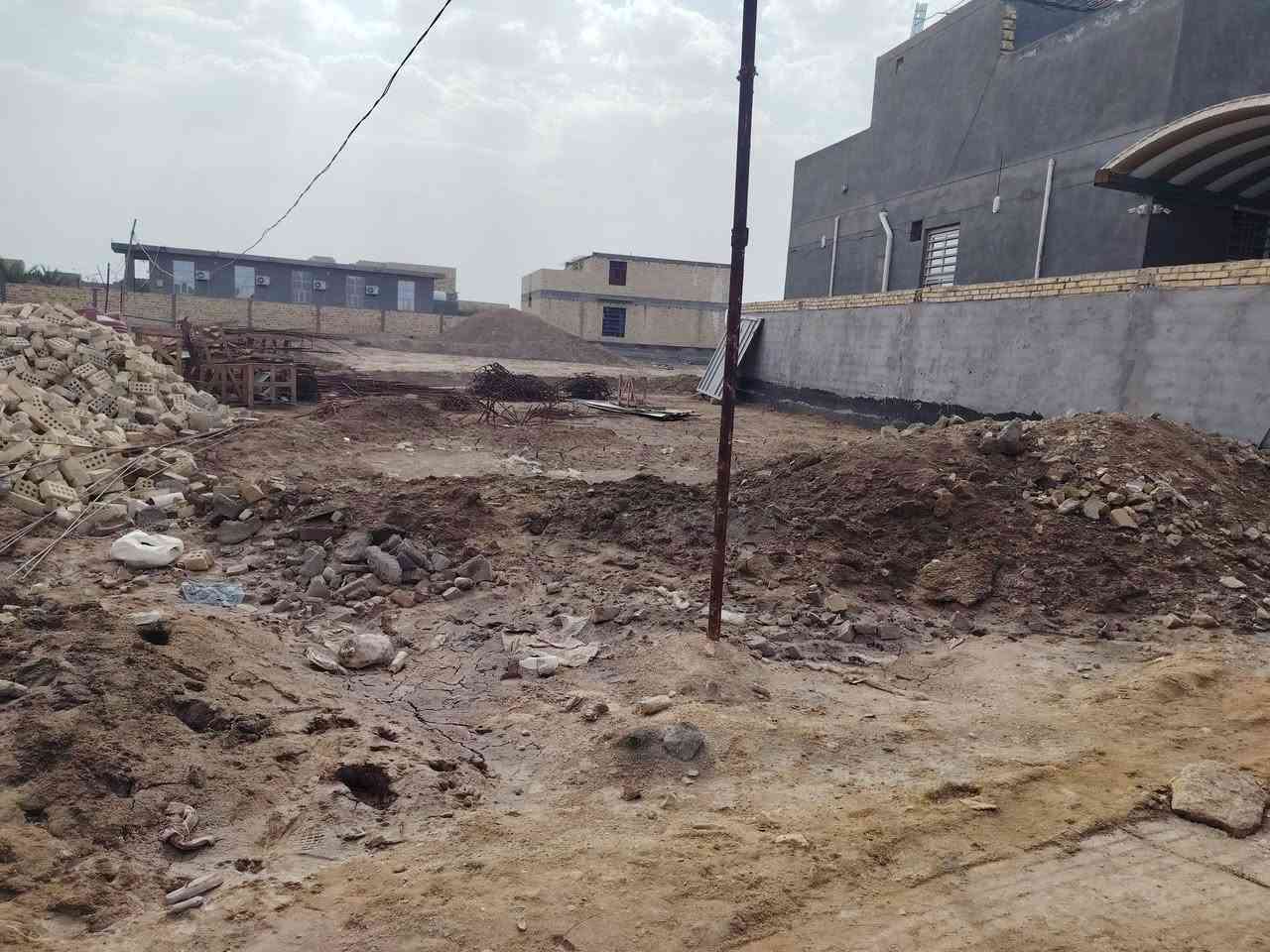 قطعة زراعي للبيع ٣٠٠ متر قريب على مضيف جواد البولاني في الشارع الذي خلف السكلة للأستفسار ***********
