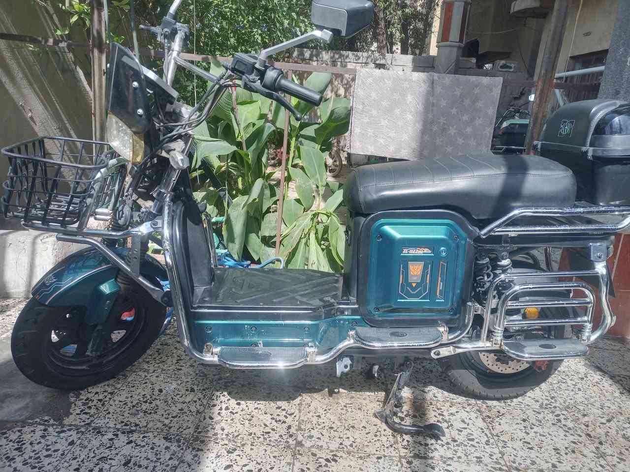 من رخصة الادمن دراجه شحن بطاريات يقرن ١٠ عالفحص السعر ٦٠٠
ست بطاريات


**إذا كنت صاحب هذا الإعلان وتريد حذفه لأي سبب، رجاءا أرسل رسالة إلى الدعم الفني**