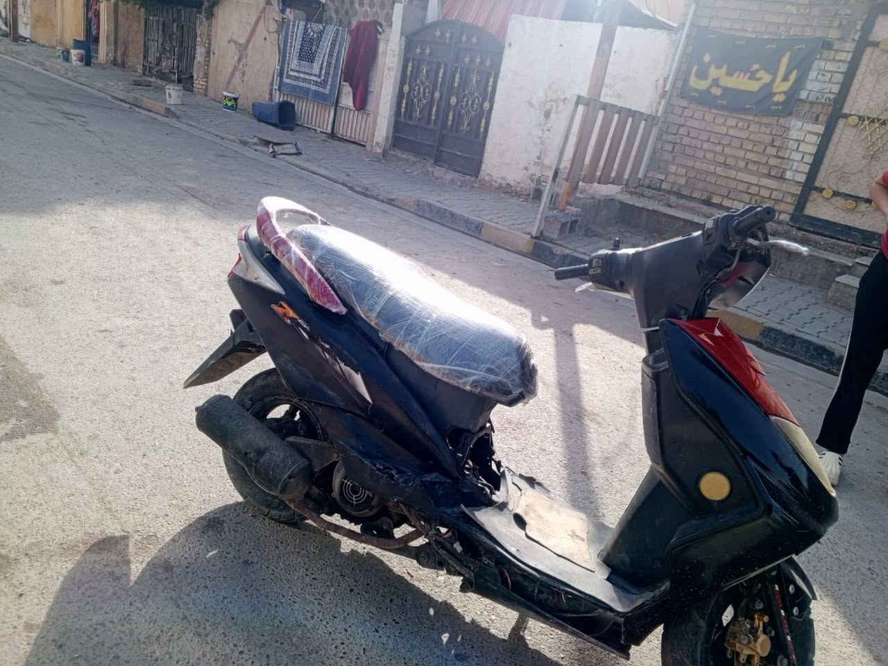 سلام عليكم دراجه سكنس 140 الكابريتر دراجة تشتغل هندر وعطلت العرموطه وجبتلها عرموطه وضاع سويج رايدها 150 وبيها مجال مكينه وكسل خير من الله كفرات زينات ***********
