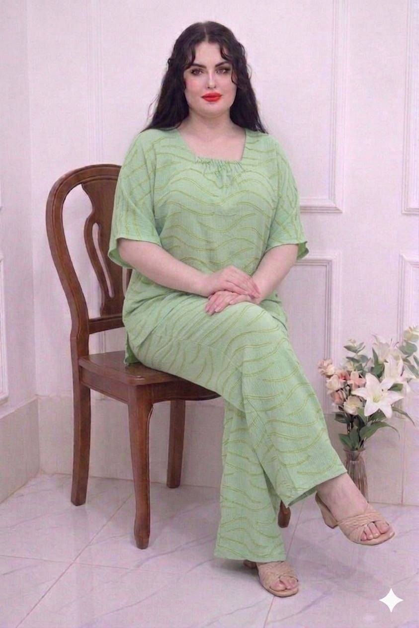 #جديد وصل 
تراك ايروبين درجه اولى طش ذهبي 
بجامه كيلوت عريض 
 ✅️فري سايز يلبس وزن 90ل 60
سعر الدرزن 65الف فقط 
اقل طلب للحجز نص درزن
https://t.me/lelaan7


**إذا كنت صاحب هذا الإعلان وتريد حذفه لأي سبب، رجاءا أرسل رسالة إلى الدعم الفني**