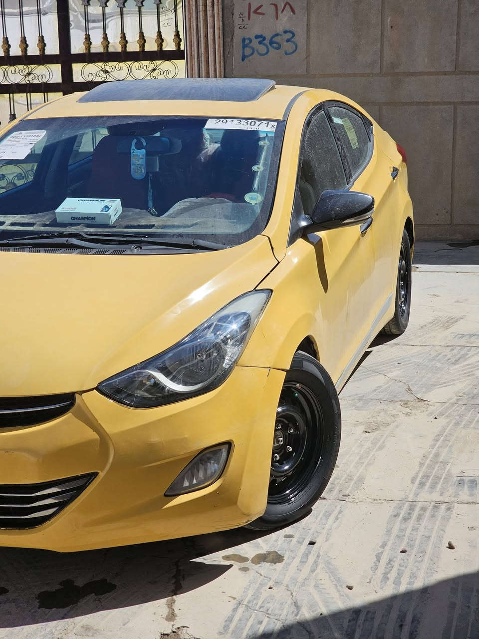 سلام عليكم سياره لنتره 2013 فول موصفات وارد امريكي السعر 110 وبيه مجال رقم ***********
