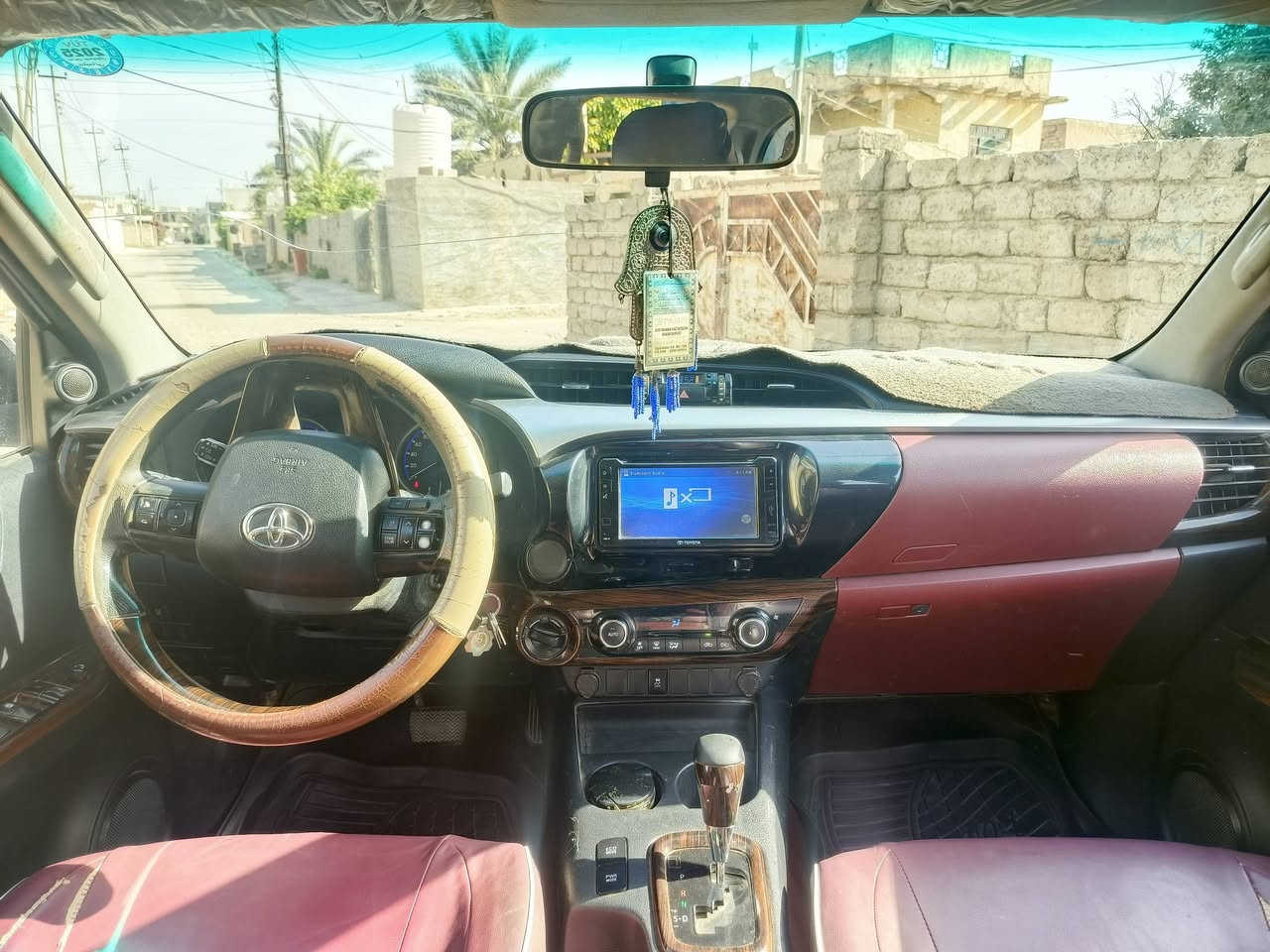 هايلوكس فورويل 2019 سيد نهرو محرك اربع سلندر 2.7
سيارة ماشية 100000
مكان صلاح الدين الضلوعية 
للاستفسار على رقم ***********
