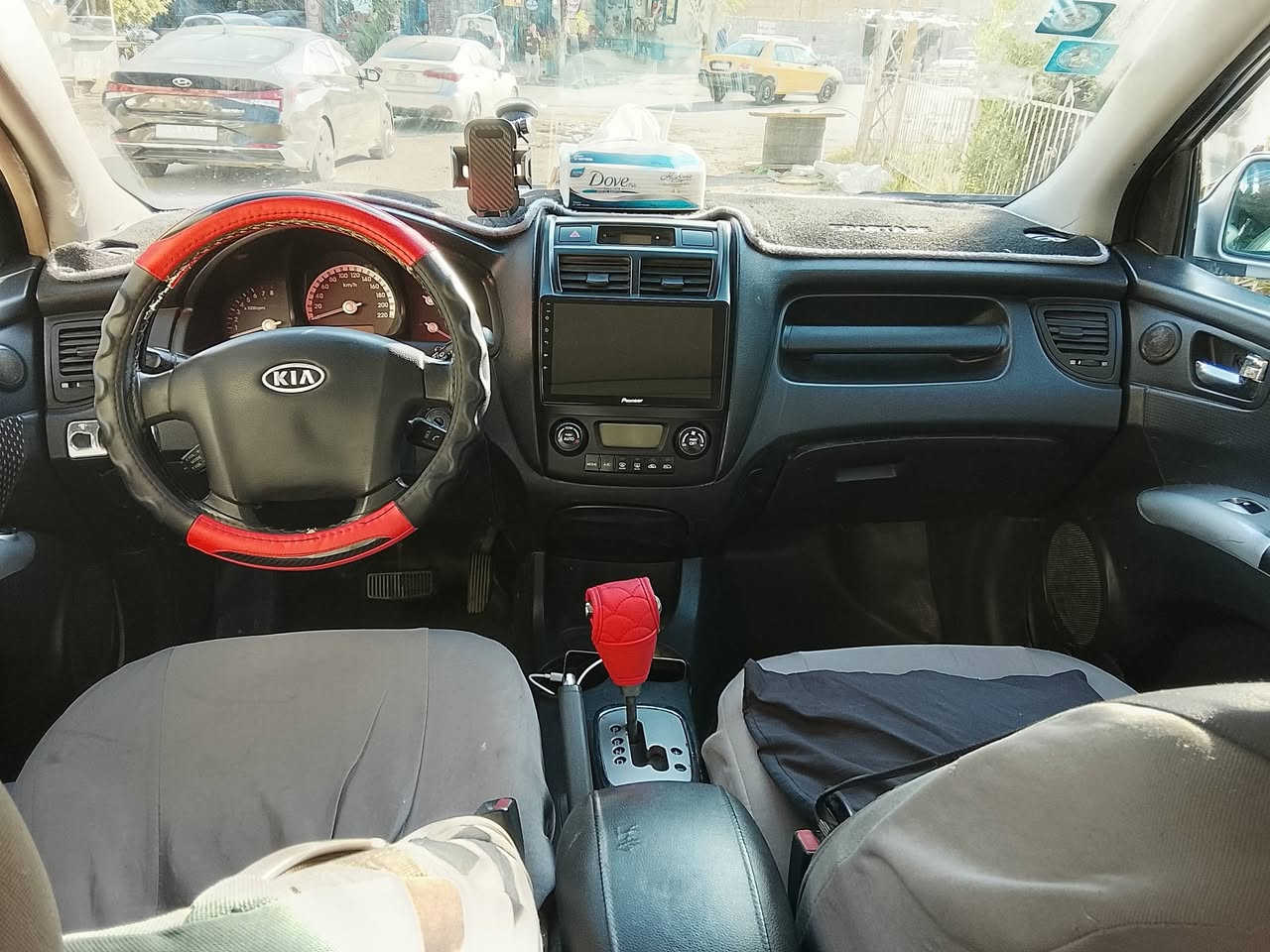 سبورتج مديل 2009
خليجي مابيهه اي شي نضيفه 

مصبوغه حزام اثر جراد محرك وكير خير من الله 

*********** سعر 120 بيها مجال
