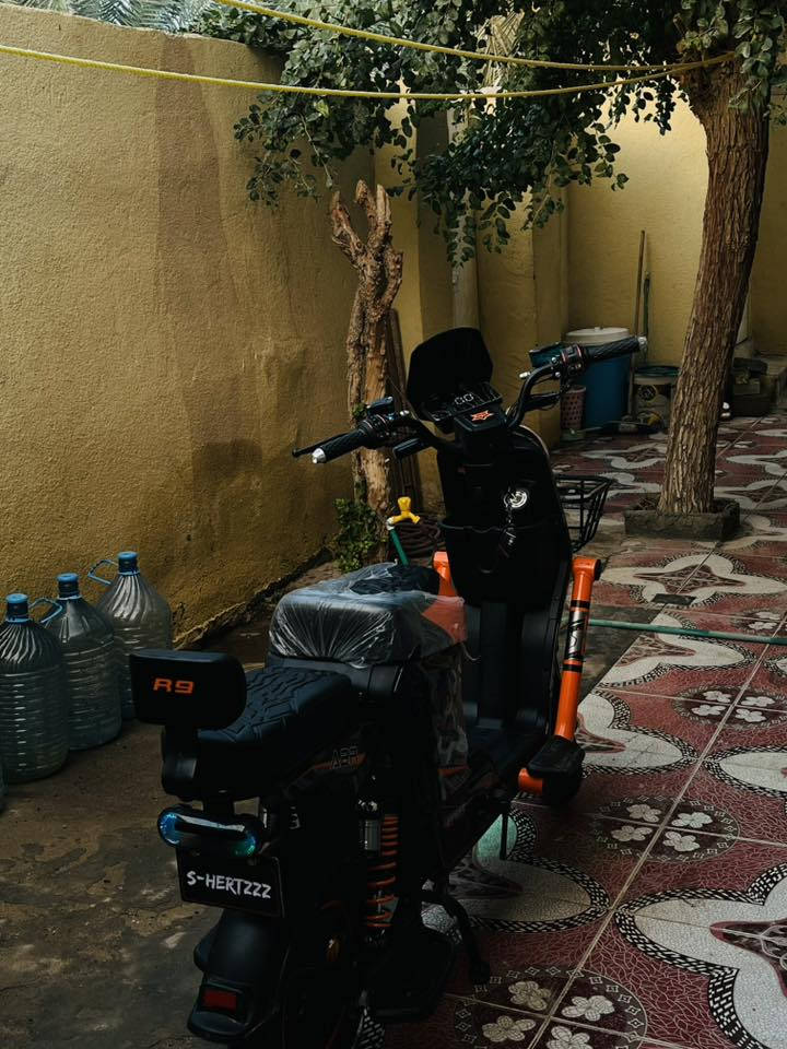 السلام عليكم دراجه R9 درع استخدام شهرين  5 بطاريات المكان أبي الخصيب 7706777536               
***********
