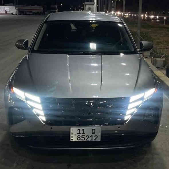 السلام عليكم.  توسان 2023 مواصفات عادية وارد امريكي حادثها قطعة وحده  مثل مموضح بلصوره السعر 178 قابل للتفاوض للتواصل ***********
