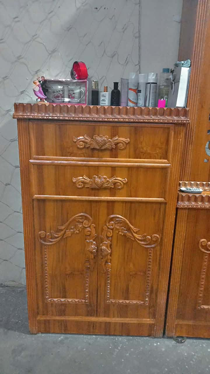 غرفه ابراج خشب ثقيل شرط نضافه سعر 850بيها مجال مكان موصل باب جديد تواصل خاص رجاءا متابعة للحساب


**إذا كنت صاحب هذا الإعلان وتريد حذفه لأي سبب، رجاءا أرسل رسالة إلى الدعم الفني**