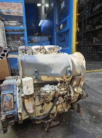 محرك دويز شغال نكره لا يبخر ولا ينقص وبلادي مال حاويه نضيف مثل ما موضح...