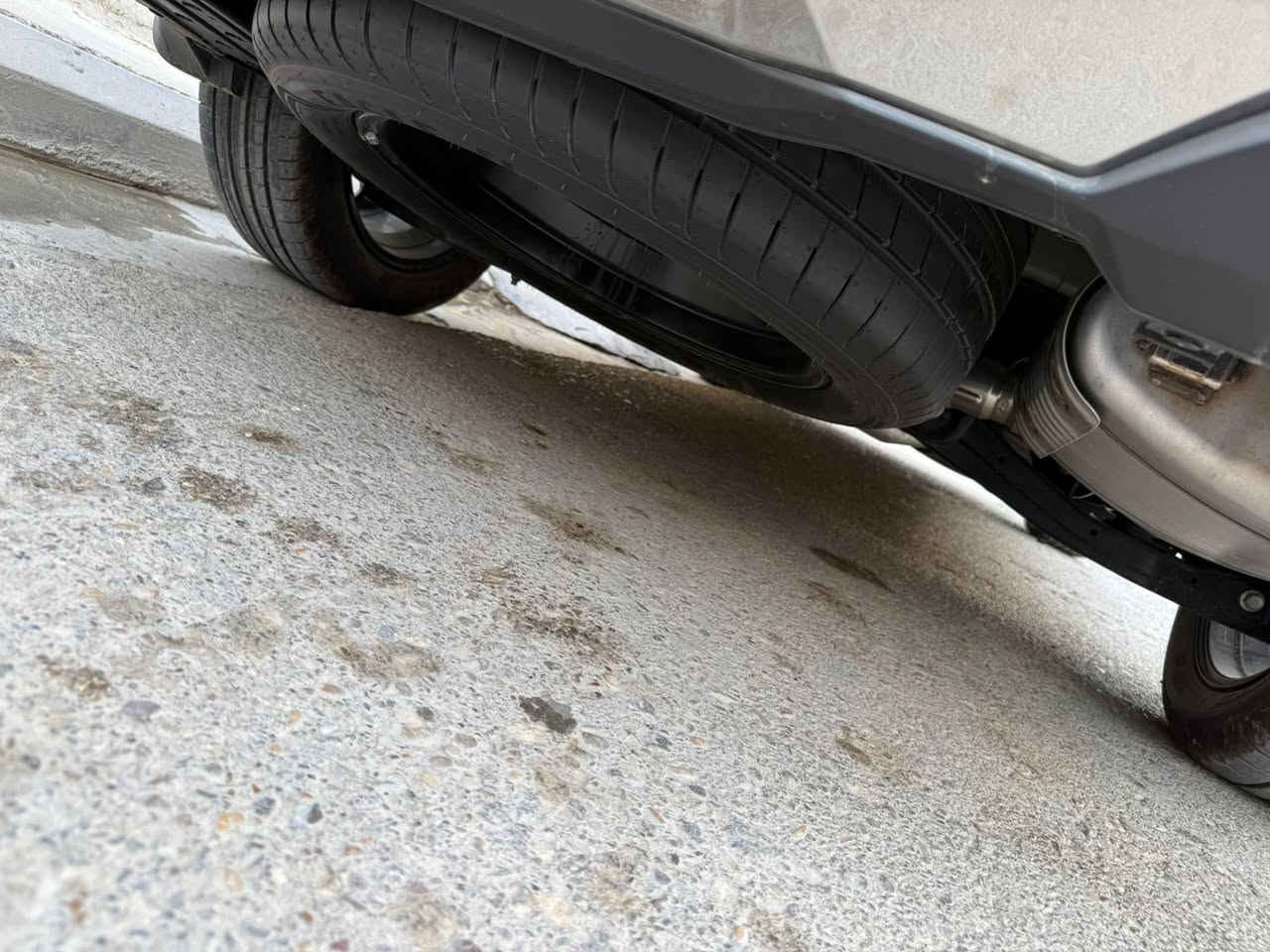 سورنتو  2024  (4) سلندر  N/M
عداد السيارة / 40 الف KM 
كفالة عامة 
رقم اربيل / تحويل او وكالة 
هاتف / ***********
السعر / 260$ قفل بدون معاملة
