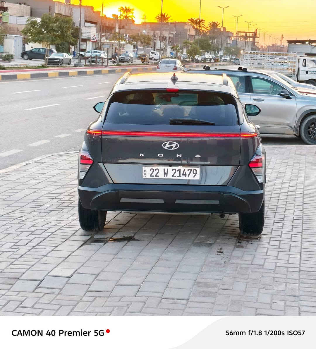 السلام عليكم ( بيع فقط بدون مراوس )
هونداي كونا وارد امريكي موديل(2024 )
الشكل جديد محرك 2000 دوش 
  مرقمه اربيل  تحويل وكاله مضمون
ترقيم جديد هزه جديد 
 حادث السيارة بسيط : طرف البنيد شويه والجاملغ  بدون تبديل ليبل واحد السياره 
""مواصفات Sel
(داخل ابيض)
بصمة تشغيل . بصمة ابواب . بصمة صندوك
تبريد قطعتين امامي وخلفي 
منافذ typse
كشنات كهربائي
مصابيح LED أمامية.
مصابيح LED خلفية.
اشاير مري 
رادار امامي تحديد مسار + بريك ذاتي رادار جانبي نقط عمياء
رادار خلفي تنبيه عبور + بريك ذاتي
نظامي  Android Auto و Apple CarPlay.
نظام الملاحة GPS.
تشغيل عن بعد
سايد بريد كهربائي بصمة
لايتات امامية عدسات زنون
وباقي المواصفات المعروفة 
السعر:  179
العنوان : بغداد 
للاستفسار.   *********** متوفر بي واتساب
