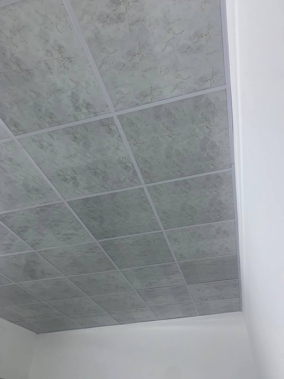 اسطه سقوف
المتر العدل 1500 
المتر الطابقين 2500 

***********
كركوك فقط
