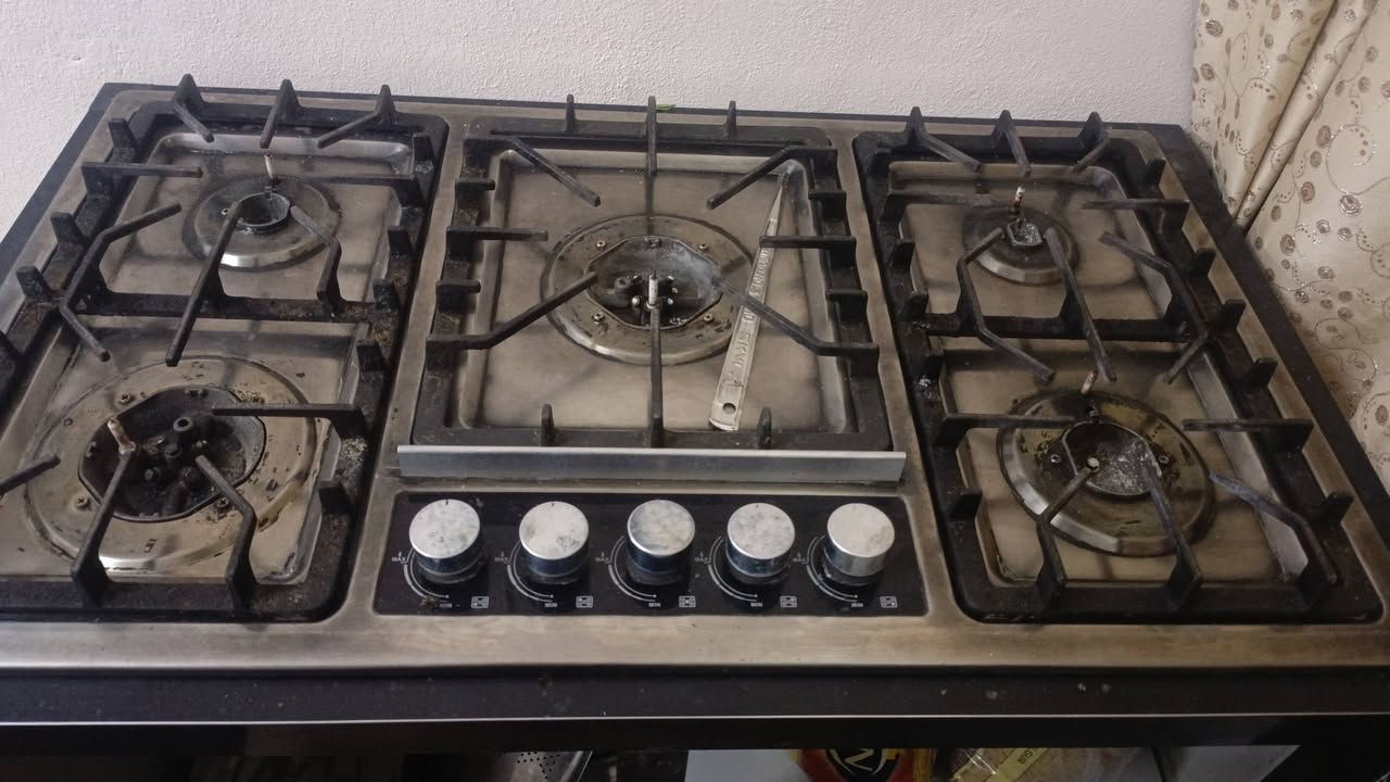 طباخ للبيع ب110 بي مجال الاتصال ع الرقم ‏‪***********‬‏
