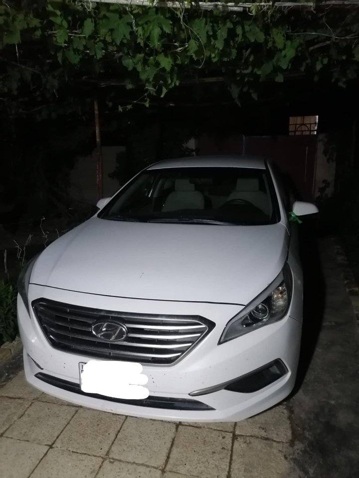 سلام عليكم
سوناتا 2017 امريكي  رقم بابل انكليزي باسمي 

السونار موجود من ضمن المنشور 

وحادث السيارة موجود بارد جاملغ الامامي الايمن وكنر البنيد 

كير مكفول مكينة مبدل رواجز 

وكلشي يخص السيارة موجود بالصور 

القمارة بية رش شبرين بسبب تكشير وصورة قبل الصبغ موجودة 
بيع او مراوس 
السعر 120 وبية مجال 
بابل ابي غرق
***********
