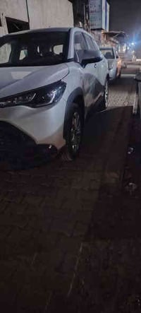 كورلا فروت لاندر موديل ٢٠٢٥ رقم بغداد كفاله عامه  ماشيه ٤ الف  بعدها ز...