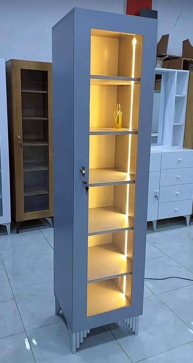 لوكر mdf متعدد الوظائف والاستخدامات
عارضه محلات طبية أو كوزمتك 
أو كنتور داخل غرف النوم
أو لوكر في الصالة وحتى في المطبخ
الوان وقياسات وأشكال مختلفة حسب الطلب
للطلب والاستفسار واتساب الصفحة 
***********

