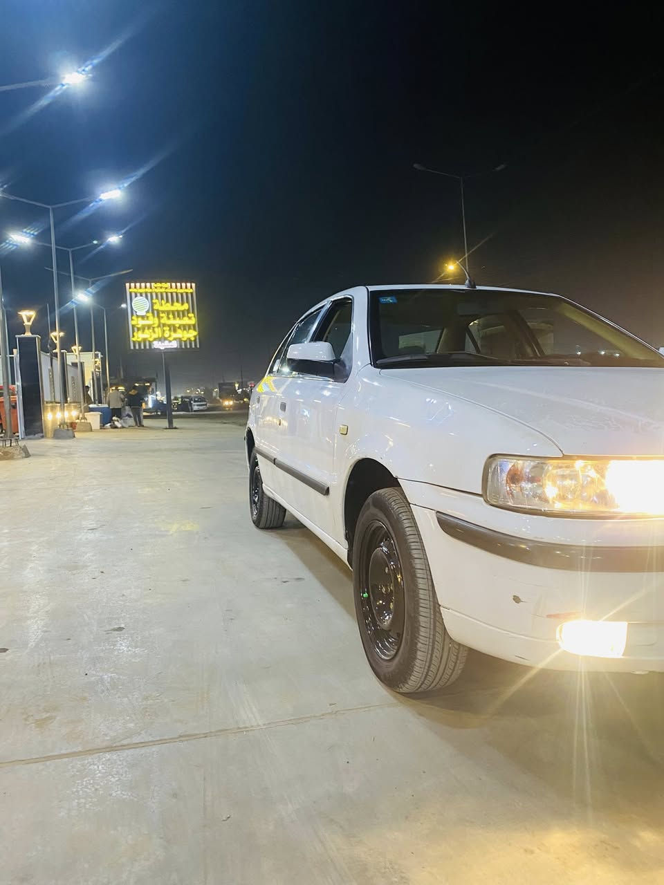 السلام عليكم سمند موديل 12السيارة علة وضع الشركة ماشية 164 تبريد شغال تخم تاير جديد صدر امامي خلفي جديد سنتر لك غرفتة نضيفة مابيهة لا ضربة صبغ مكاني بغداد السعر 50بيهة مجال رقم ***********
