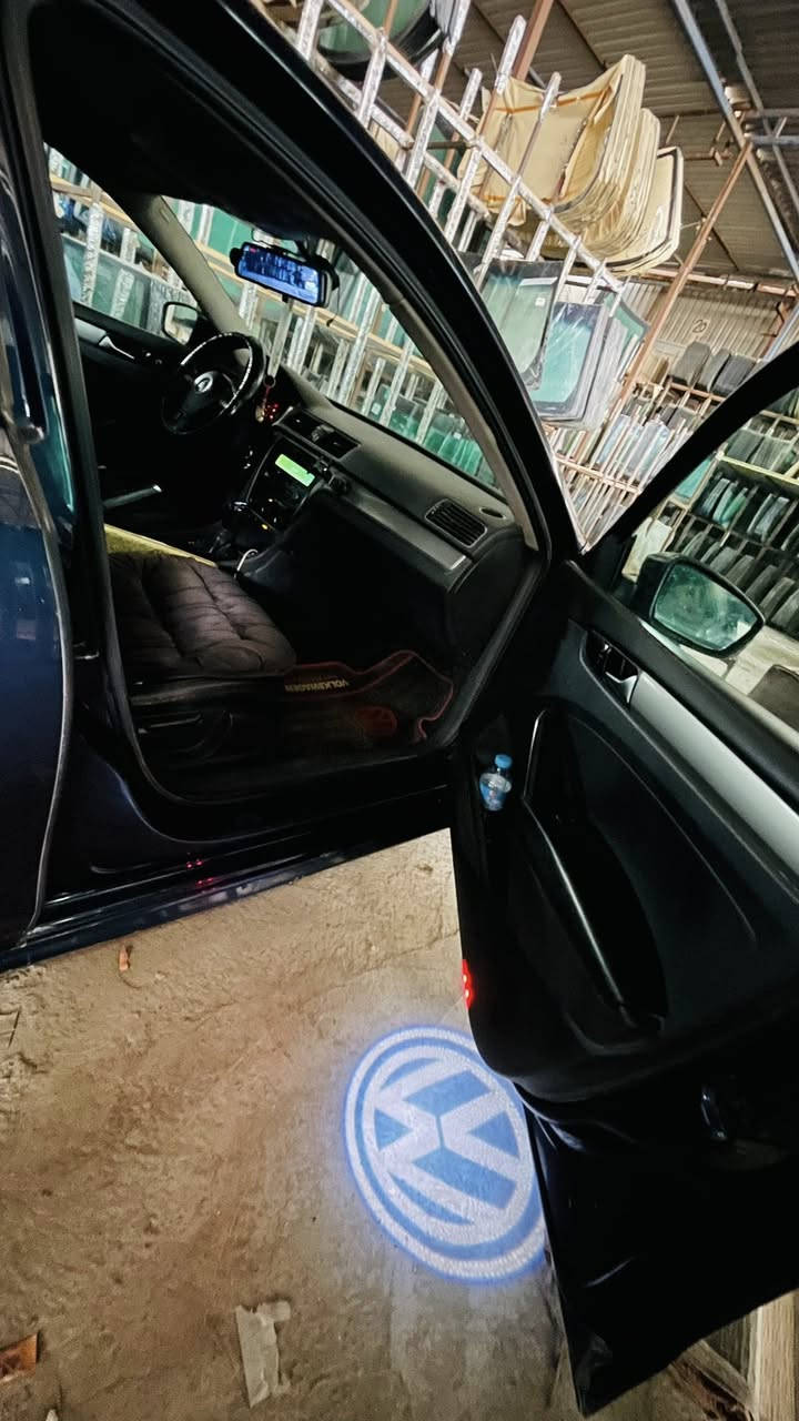 السلام عليكم 

للبيع 

باسات موديل 2013  مواصفتها معروفه 

مكينة 5 سلندر

وارد امريكي 
حادثها الجاملغات الامامية و البنيد
ماعندي صور الحادث عندي التقرير اذا حاب بس راسلني و ادزلك ملف التقرير 
وهذا رقم الشاصي و صورة لرقم الشاصي  

1VWAP7A38DC127789

___________________________ 

بخاخات جديدة 

عبوة فيت بم جديدة

تخم تاير جديد 

حدادية امامية جديدة

حدادية خلفية 70‎%‎

مكينة شرط 

كشنات جلد 

كشن السائق كهرباء

تبريدها  معروف و جاهز شغال منظومة كاملة بدلتها قبل 7 اشهر 

الكير بي خلل بالتورباين 

السيارة شغالة و تنميرها طبيعي و ممشاها طبيعي  فقط الرون يصعد شي بسيط من يحول من نمرة الى نمرة لا بي طبه و لا رفسه 

كشرها 

بيها صبغ صفحة السائق اثر جراد

 
بيها طخات بأماكن معينه و شخوط يحتاجلة تعديلات بسيطة و بولش راسلني و اصورلك المكانات قبل لتجي 

السعر 97 و بيها مجال 
مع مراعاة سعر صيانة عطل الكير و نواقصها 

رقم بابل مشروع وطني 

مكان السيارة نجف 

*********** واتساب
