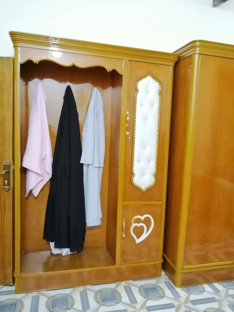 غرفه تسكام صاج ٥ ملم وجديدات نضاف كلش بدون كنتور فقط الي بالصوره 350 ببع مستعجل
~~~~~~~~
وياكم مندوبه وهذا مصدر رزقي
العنده اثاث للبيع يدزه خاص ابيعه نفس اليوم


**إذا كنت صاحب هذا الإعلان وتريد حذفه لأي سبب، رجاءا أرسل رسالة إلى الدعم الفني**