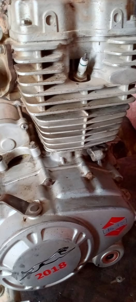 للبيع محرك ستوته موديل 2018 مجفت جديد تجفيت جيد السعر 125 الف مع كير بوكس والعتلات مكانها بابل المحاويل الصباغية هاتف ***********
