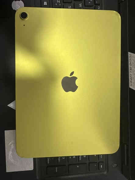 ايباد 11 A16
128جيجا 

جديد 

نضيف 

استخدام دراسه 

بالكرتونه 

معاه كفر 

السعر 380 وبي للطيبين 

مكاني بغداد 

خاص مفتوح
***********
