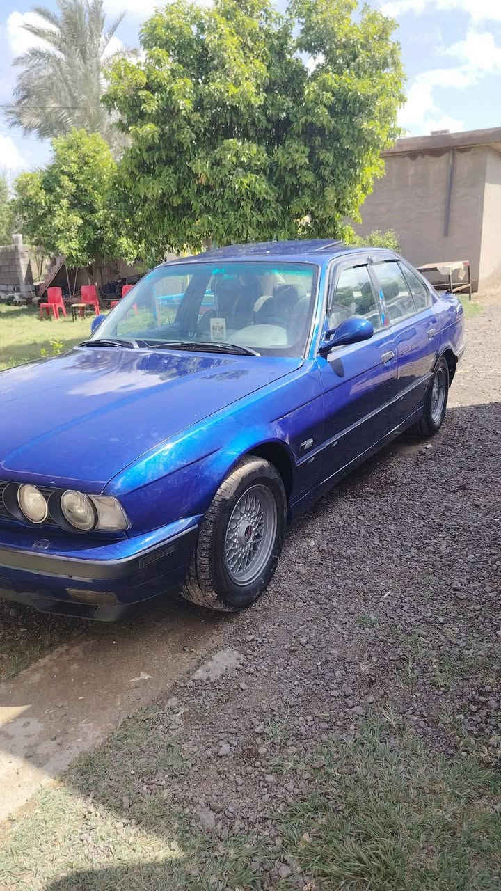 السلام عليكم ورحمة الله وبركاته
للبيع أو مرراوس
540i اصل بليتة وسنوية
1993
سلايد
بجم عريظ
كير أوتو
تشغيل ع بعد
السيارة صبغها جديد
يرادلها ملاحظات بسيطة
تخم تاير جديد
مكاني بغداد ابو غريب
للاستفسار الاتصال على الرقم ***********
وات ساب
