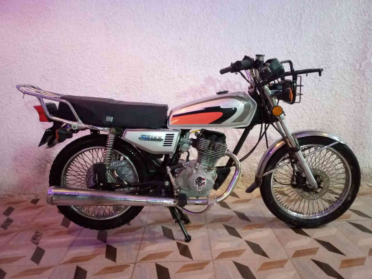 السلام عليكم للبيع تايكر 4 كير موديل 2020
الدراجه جاهزه من كلشي كهربائيات جديده المحرك نكره حييل نظيف السعر450 وبي مجال للشراي مكاني تكريت 
للاستفسار ***********
