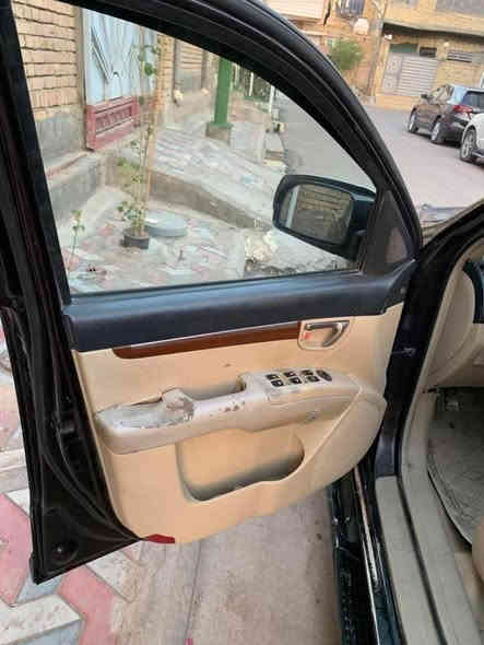 السلام عليكم 
للبيع او المراوس
سنتافي موديل 2007 السياره اصوليه رقم بغداد سنويه لل 27 بس ابيع واقع حال ما اندل راعيها ابيع بدون راعي بس رقم وسنويه اصوليات السياره كفاله من الضربه والصبغ محرك 6 سلندر 2700 السعر 75 للاستفسار اكثر ***********
