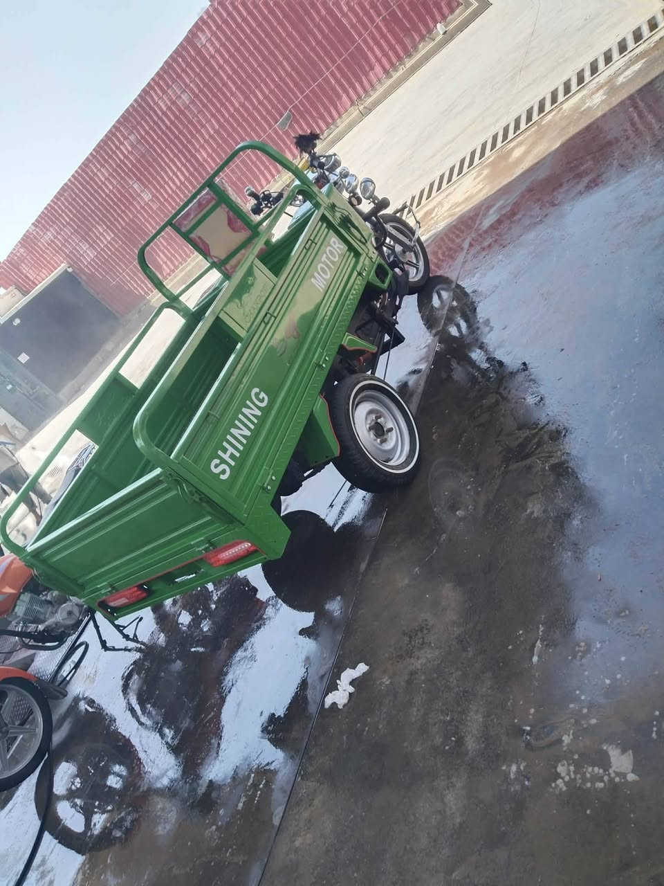 السلام عليكم شباب ستوته 23ستوته فول مواصفات خير من الله شخط ما بيهاا السعر 2600وبيها مجال قليل  هاذه رقمي ***********متواجد خاص
