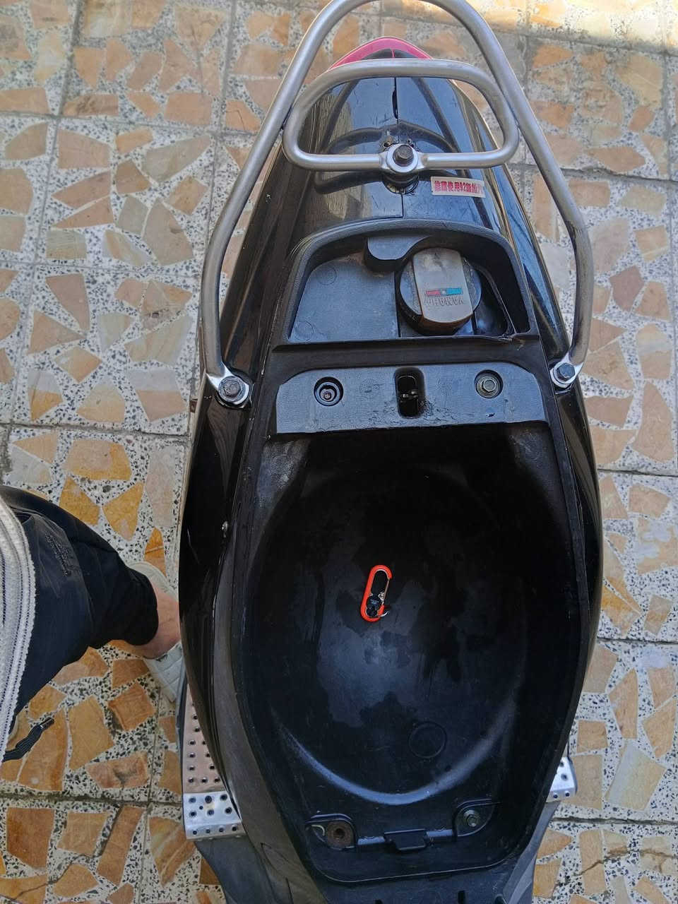 سلام عليكم ماكس عدله مفتوحه مثل مشوف النضافه خير من الله مكفوله سعر650 البلاديات شارع المصرف  ***********
