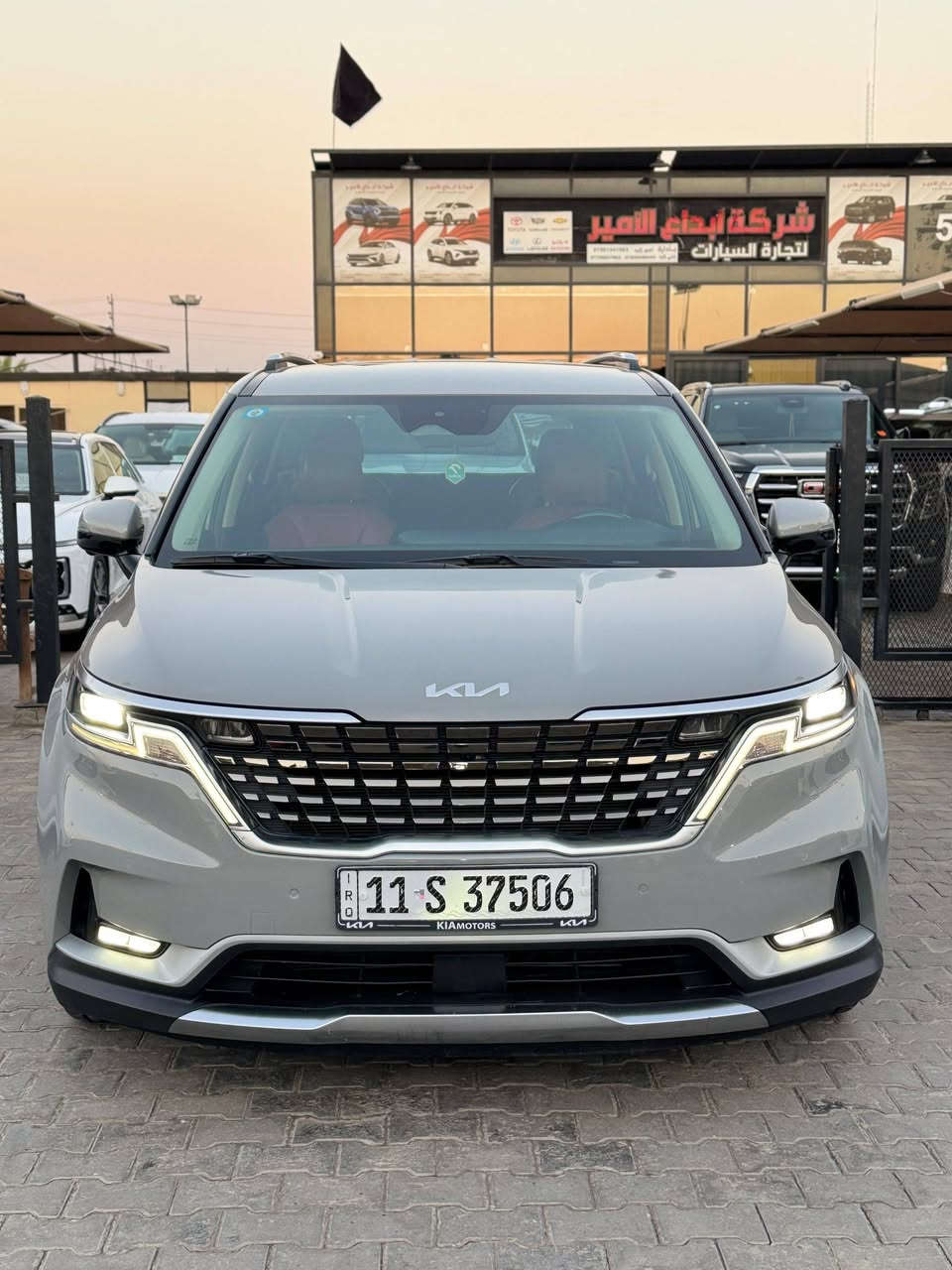 كيا كرنفال 2022 SX لون اسمنتي مميز
 رقم بغداد
فول مواصفات عدى البانوراما
 6 سلندر ماشيه 61 الف
حادثها بأمريكا جاملغ امامي يمين بدون دواخل
و بلعراق نطخت بلجاملغ الخلفي يمين و نصبغ بدون دواخل
ايرباك فقط ستيرن
مواصفاتها
شاشه / كامرات 360
بصمة ويل كب تشغيل عن بعد حساسات امامي و خلفي بيبان كهرباء
لايتات لد + زنون مري شفط رادارات 360 كشنات جلد ثلاث قطع تبريد
كشنات تدفئه تبريد / هيتر بالاستيرن هندبريك بصمه شحن وايرليس
كشافات كشنات كهرباء
كشن السايق خزن ميمري
كامرة داخليه 360 درجه
مرايات شفط
جنطه كهرباء
مكان السياره كربلاء
جاهزه بدون نقص للأستفسار
***********
***********
