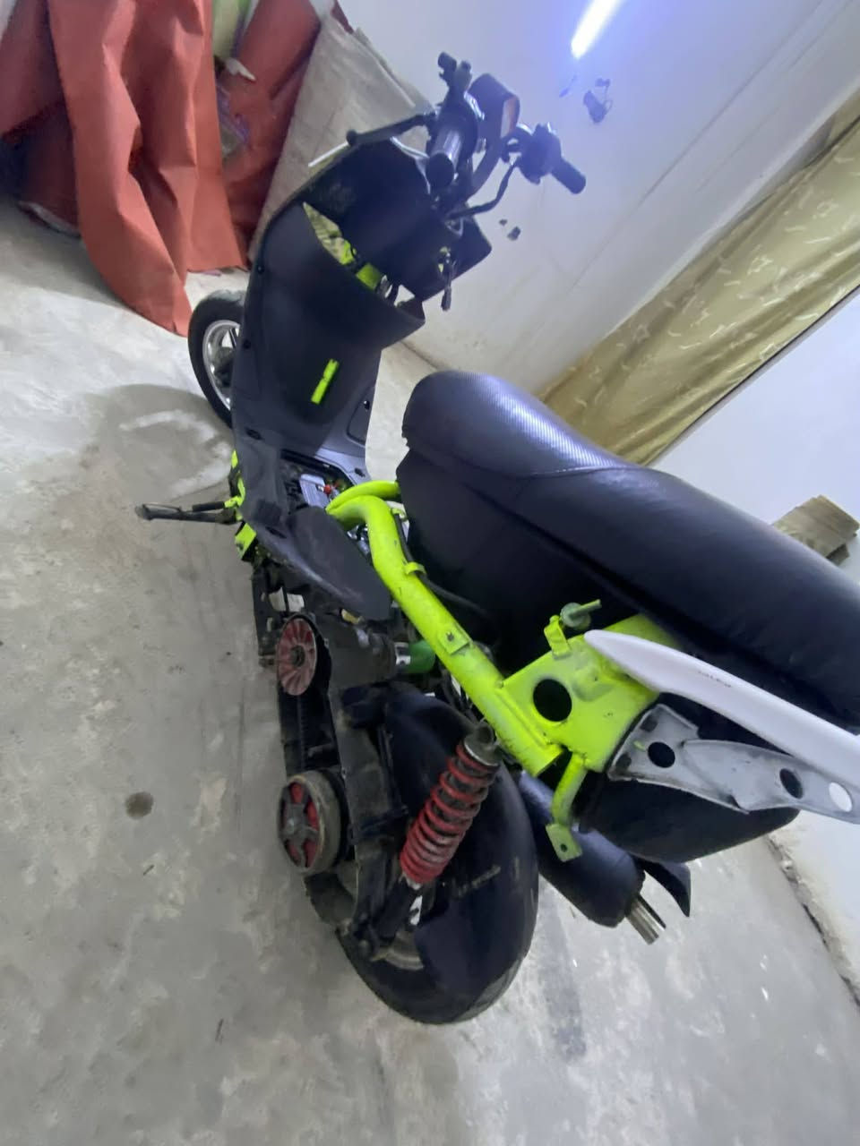 سلام عليكم ورحمه الله دراجه ماكس عدله للبيع كلجات رياضي صلنصه اف ام دراجه خير من الله بوشة وياله نجمه دراجه خرسه سعر ب 350 وبيهة مجال مكاني بغداد مدينه الصدر متواجد خاص


**إذا كنت صاحب هذا الإعلان وتريد حذفه لأي سبب، رجاءا أرسل رسالة إلى الدعم الفني**