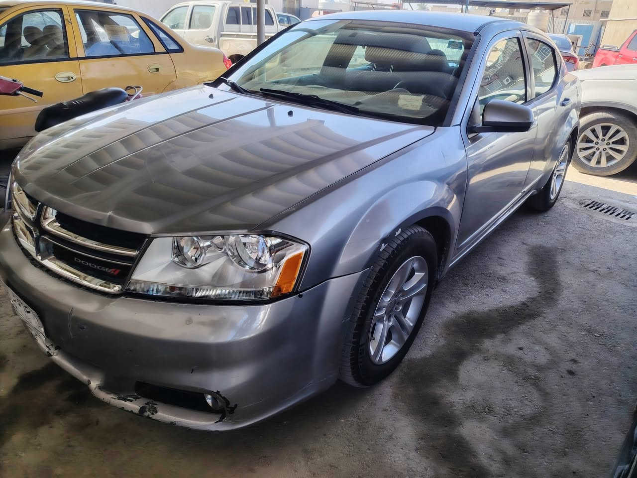 دوج افنجر موديل ٢٠١٣ رقم بغداد مداور ثاني يوم مكينه ٢٤٠٠  السعر ٦٨ وبيها مجال بسيط مراوس ترهم  للتفاصيل اكثر خاص مفتوح
