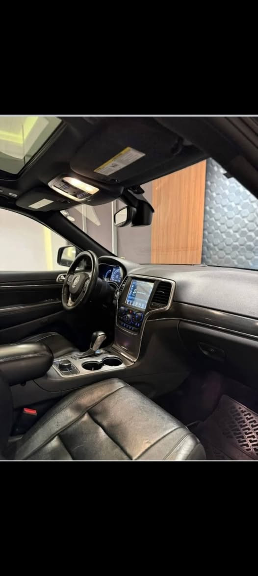 من رخصه الادمن المحترم.
جيب لاريدو 2018 للبيع فول الفوول لمتدد مكفوله كفاله عامه ماشيه 82 رقم سليمانيه بأسمي فول مواصفات من اربع انضمه قياده وتبريد وتدفئه بل كشنات ودفع رباعي ومانع تصادم وحساسات وفتحتين سقف وغيرها مواصفات.سعر متوازي للبيع سعر 270 وبيها مجال مكاني كركوك.***********
