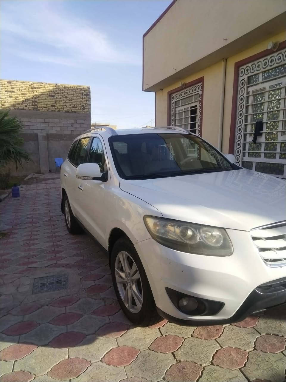 سلام عليكم سنتافي ٢٠١١ فول بصمه محرك ٦ خليجي 7راكب ٣ قطع تبريد  السعر 150 بيهه مجال العنوان النجف الإشرف
***********
