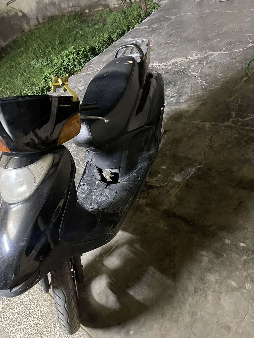 سلام عليكم اسبيسي ماليزي امجفته مره وحد ويحتاج اشويه تعديلات بيه سعر 150وبيه مجال بصيط حك جيه عنوان انوار صدر رقم تواصل واتساب ***********
