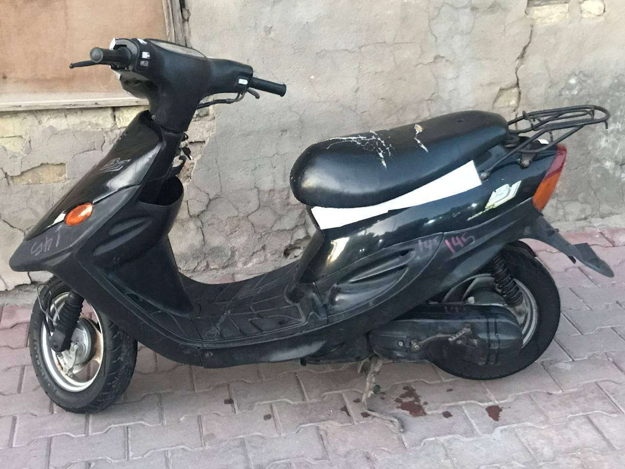 سلام عليكم
دراجه للبيع 

نوع بيجي تسعه زروف اللون لأسود 

الدراجه مكفوله كفاله عامه من كلشي من سلف وهندر وهورن وأشارات كله شغال 

الدراجه كله ختم واحد وبعده على وضع الشركه 

اي نقص ما بيهه الدراجه نكره سلف 

سعر الدراجه 450 وبيه مجال 

(مستعجل على بيعته)

لاتصال على هذا الرقم
 
(***********)
