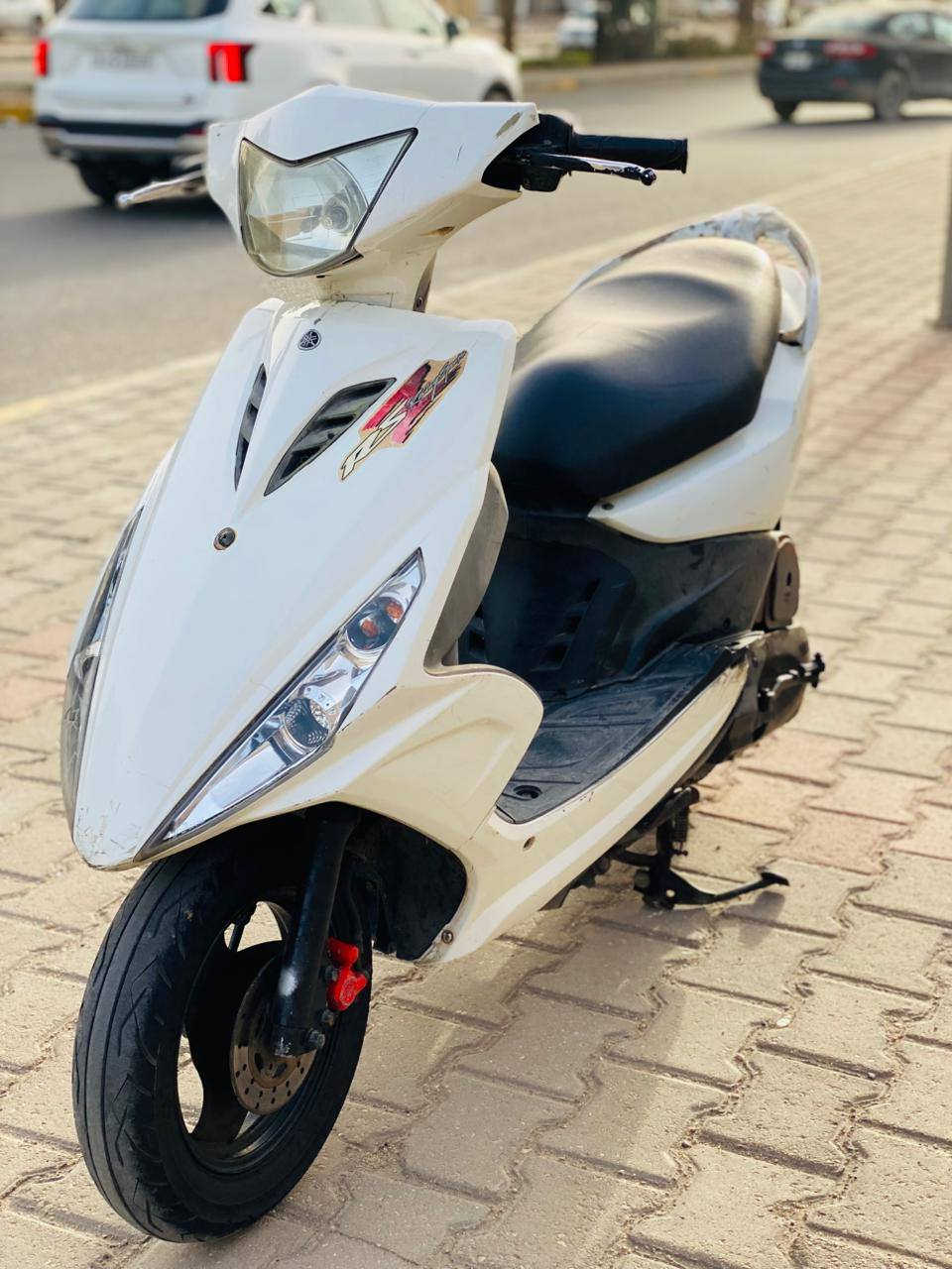 دراجه ماكس ثعلب صار شهرين طلعه من مترض وصل معرض موجود دراجه نضيفه كهربيات شغله سلف هندر مكينه خرسه السعر ٨٠٠ وبيها مجال حك الجيه كربلاء حي العسكري ***********
