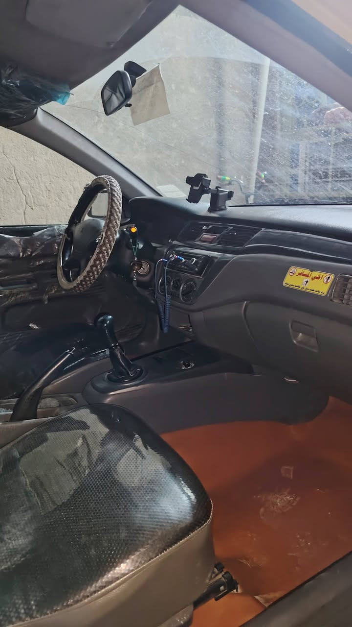 السلام عليكم عندي لانسرتكسي ٢٠٠٩ بسمي رايدهه ٦٠بيهه مجال صورة رقم ***********
