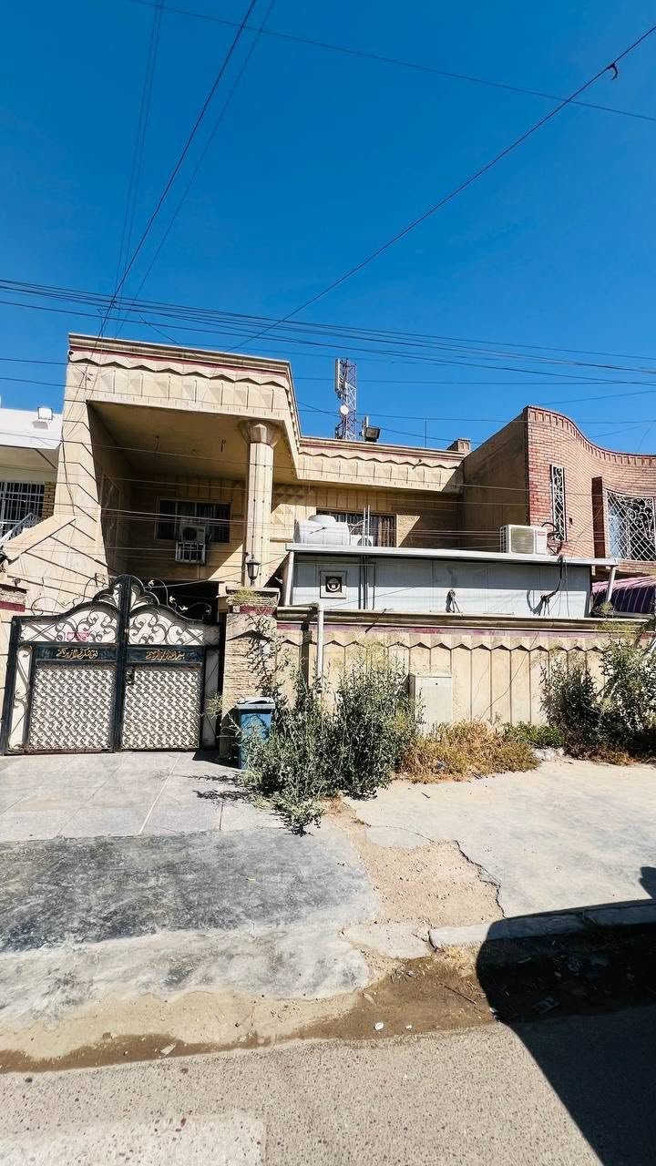 دار تجاري للبيع العنوان شارع فلسطين
حي المهندسين 

المساحه205

واجهة 10.25 نزال 20

مقابل حيدر ماركت 

***********
