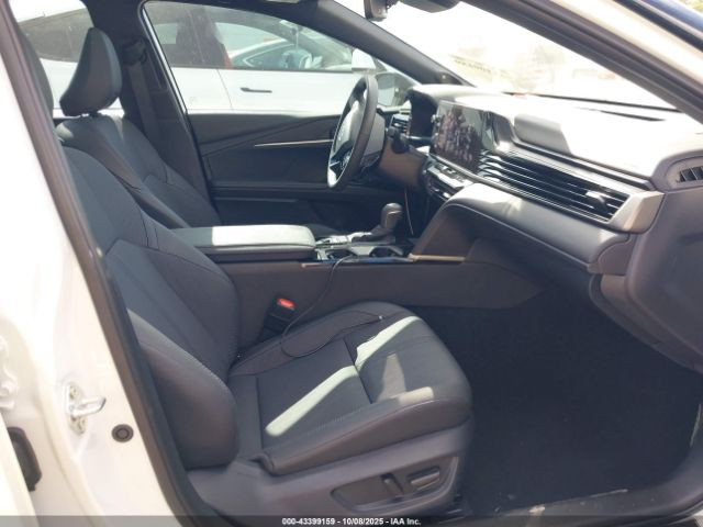 مزاد الثلاثاء 30-12-2025 
نوع السيارة : 2025 TOYOTA CAMRY XSE
عداد المسافة : 1,660  mi  
حجم المحرك: 4 سلندر 2.5 HYBRID
ناقل الحركة : اوتوماتك
الضرر كما موضح بالصور
✅للمزايدة على السيارة الموجودة في المنشور يرجى الحضور الى مكتب الجزيرة في الساعة الخامسة عصرا.
عنوان المكتب : موصل - الفيصلية -قرب مديرية المرور 
أو الاتصال على الارقام التالية👇👇👇
       ***********  ........  ***********  
       ***********  ........  ***********
الفرع  الثاني:
 جنوب الموصل معرض الحاج خالد اللجي: ***********
